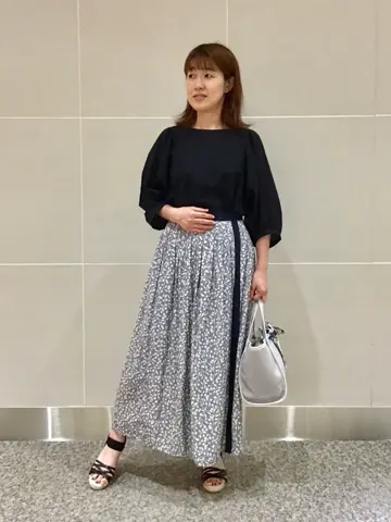 ANY SIS 浅野 コーディネート画像