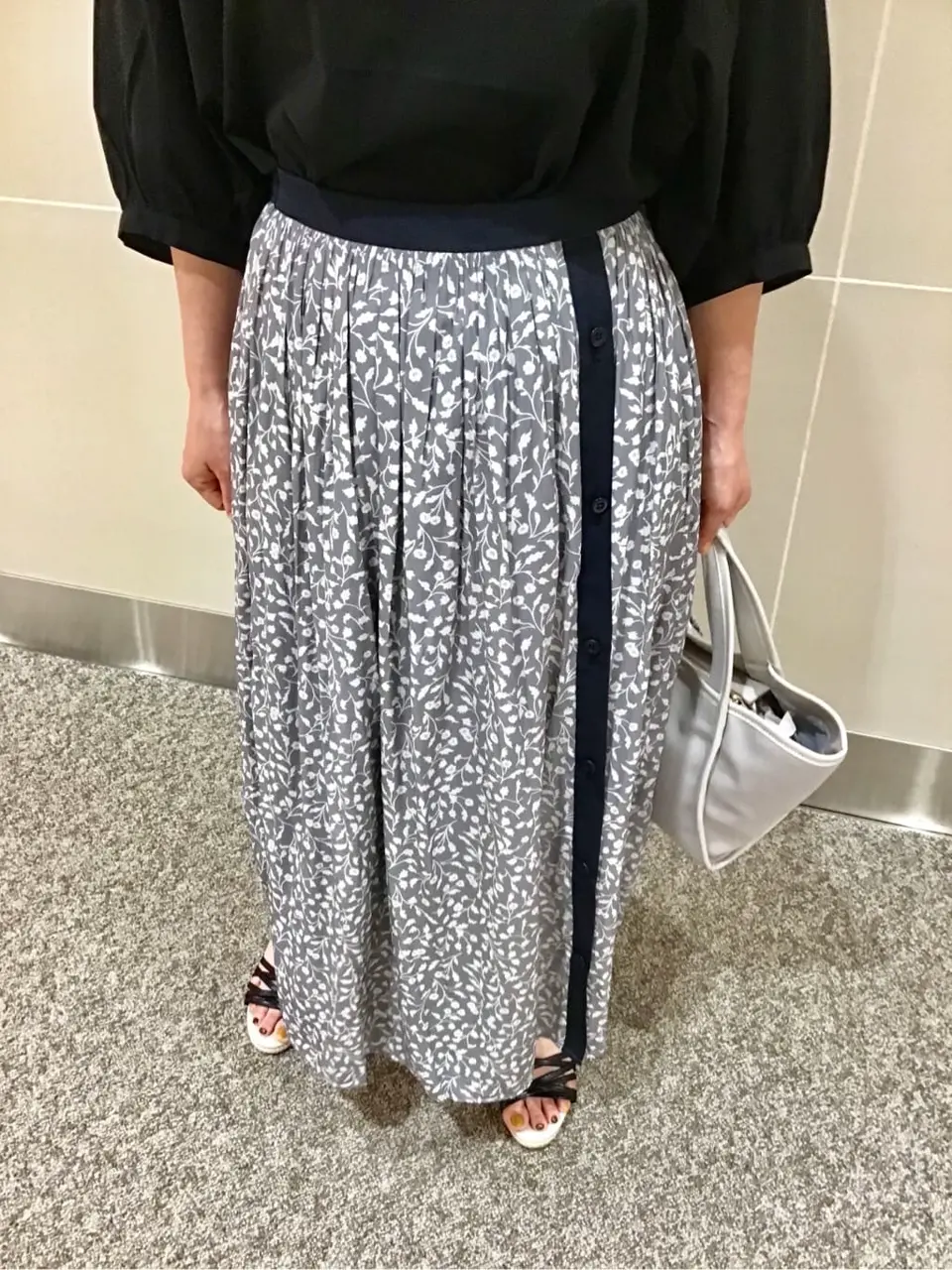 ANY SIS 浅野 コーディネート画像