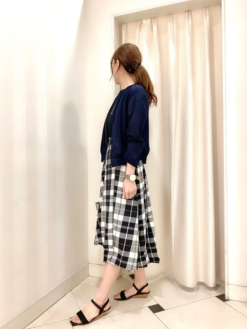 ANY SIS 金井 コーディネート画像