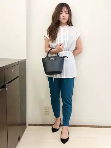 ANY SIS スタッフ コーディネート画像