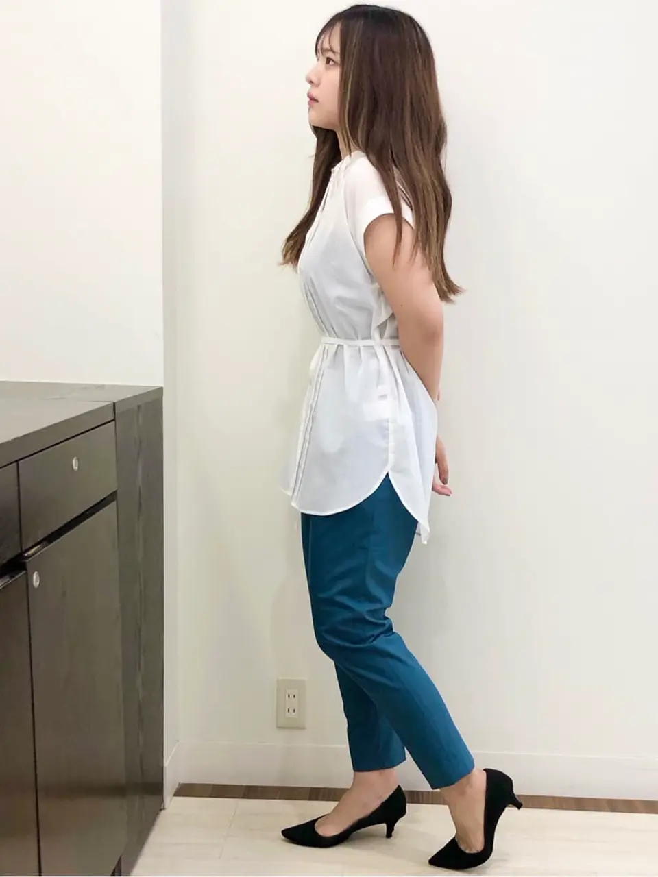 ANY SIS スタッフ コーディネート画像