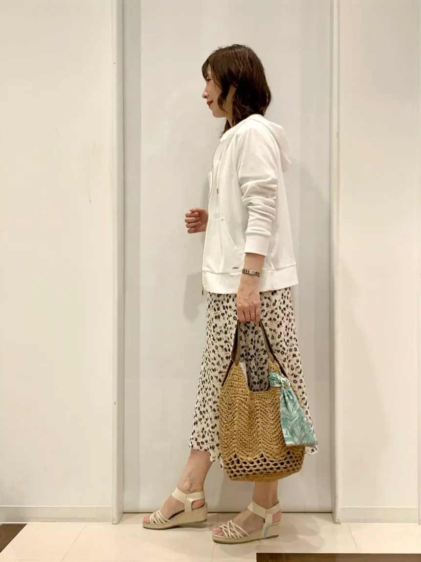 ANY SIS 横田 コーディネート画像