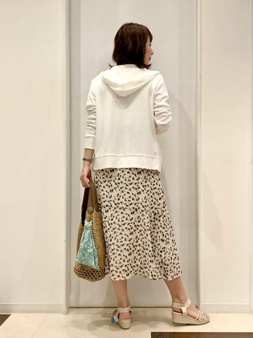 ANY SIS 横田 コーディネート画像