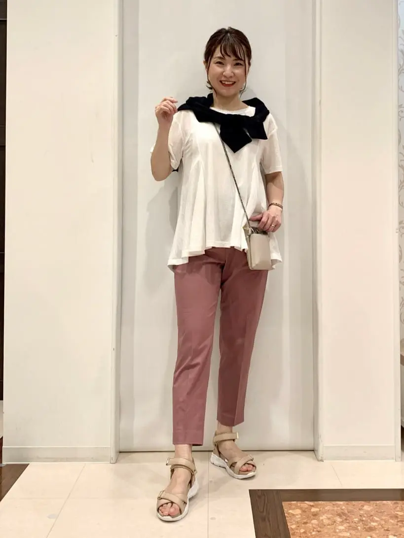 ANY SIS 横田 コーディネート画像