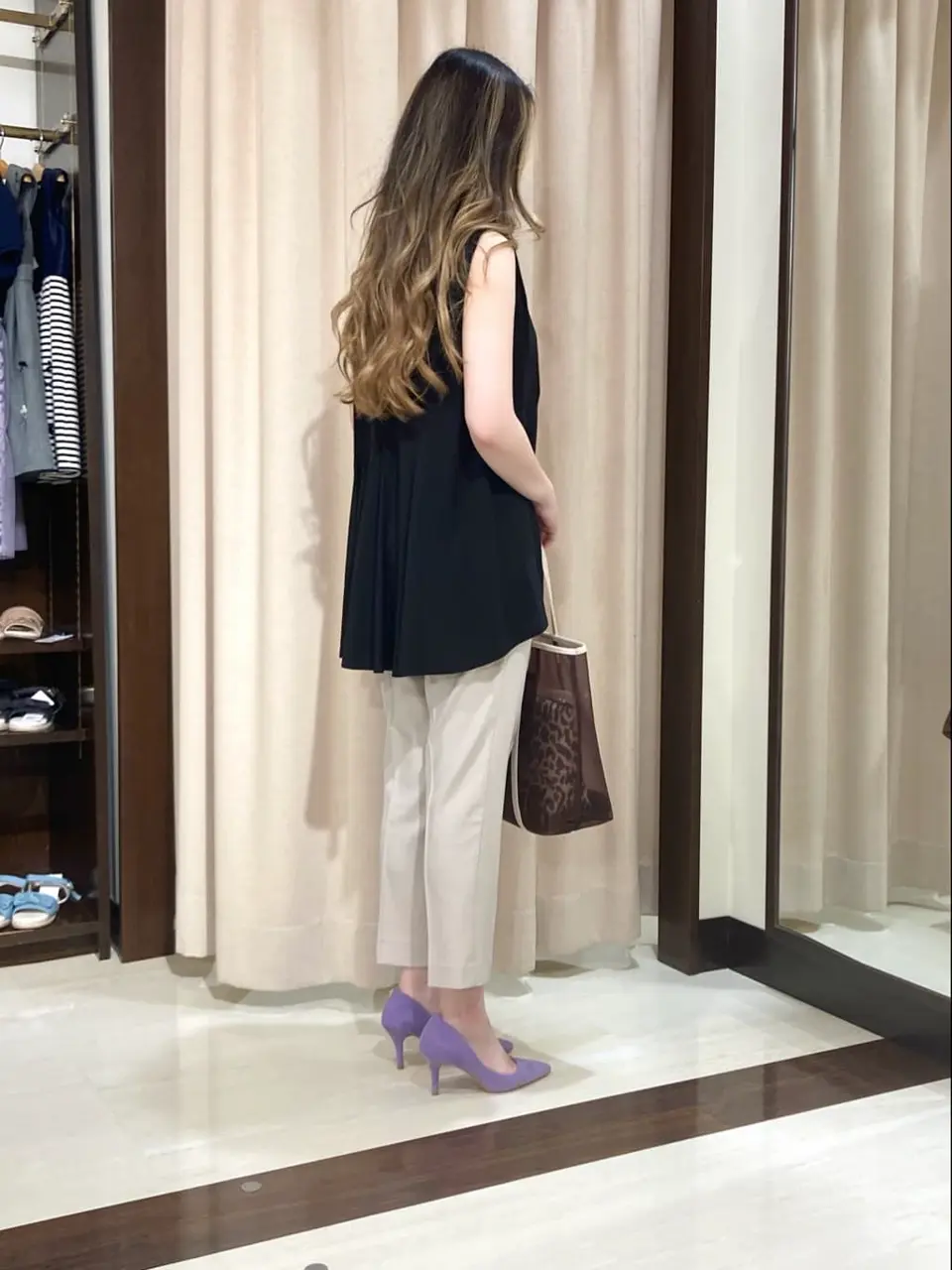 ANY SIS STAFF コーディネート画像