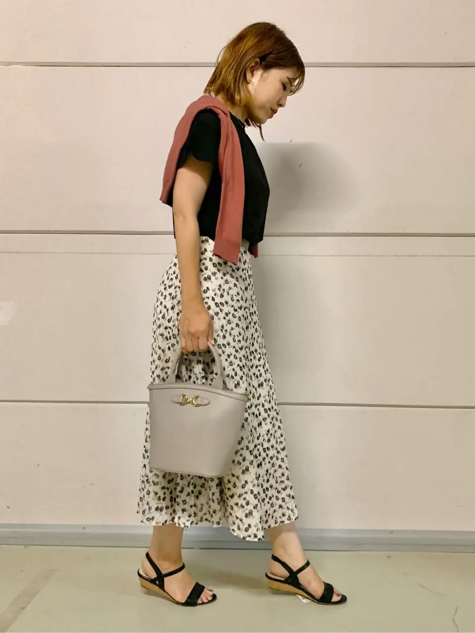 ANY SIS tomo コーディネート画像