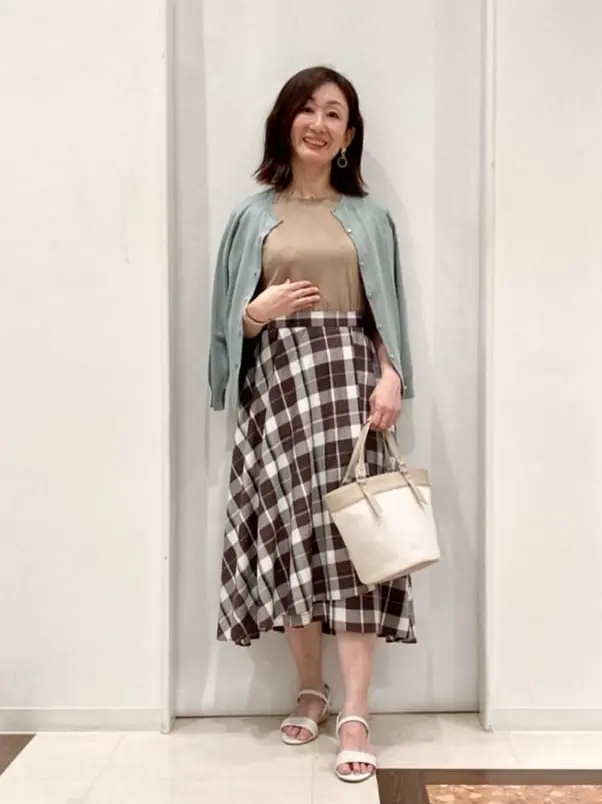 ANY SIS スタッフ コーディネート画像