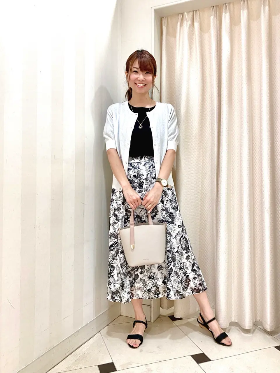 ANY SIS 金井 コーディネート画像