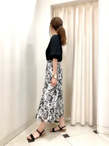 ANY SIS 金井 コーディネート画像