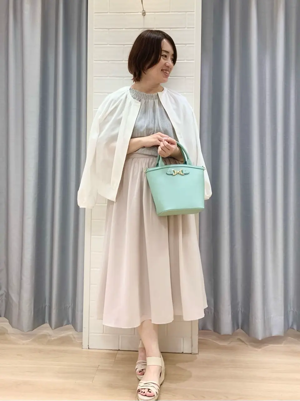 ANY SIS 丸岡 コーディネート画像