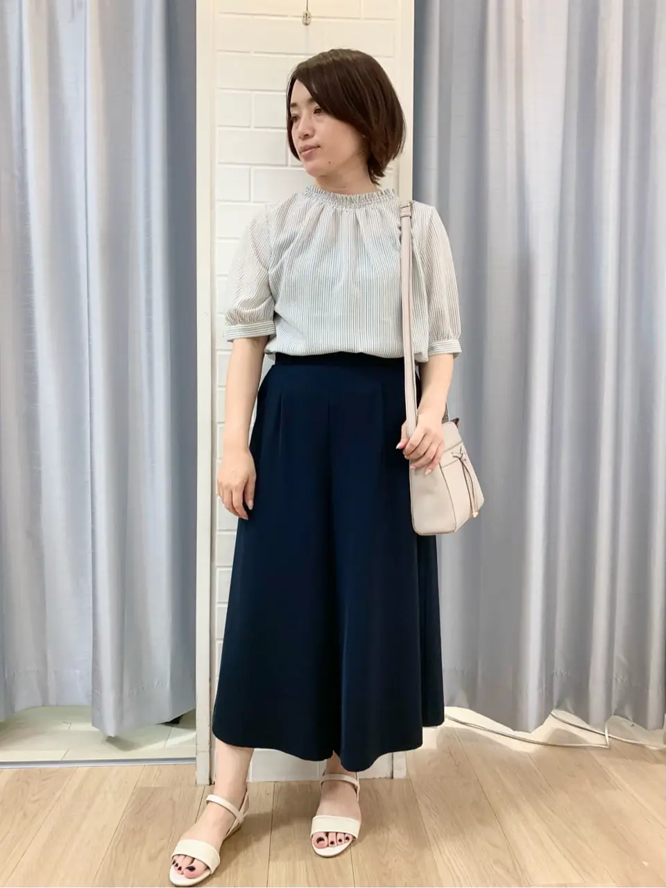 ANY SIS 丸岡 コーディネート画像