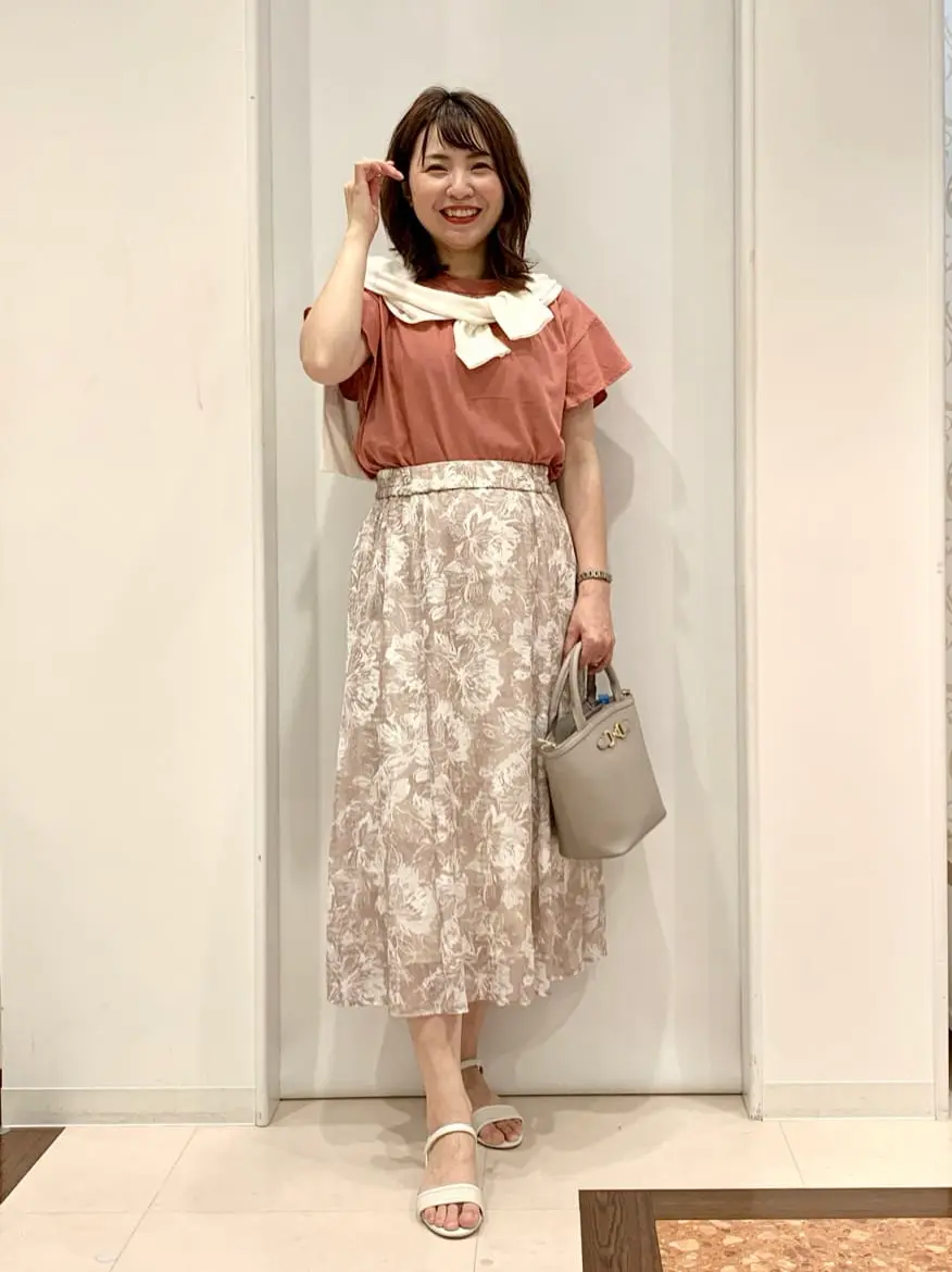 ANY SIS 横田 コーディネート画像