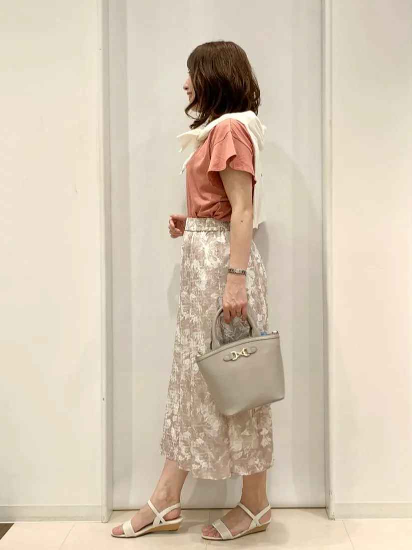 ANY SIS 横田 コーディネート画像