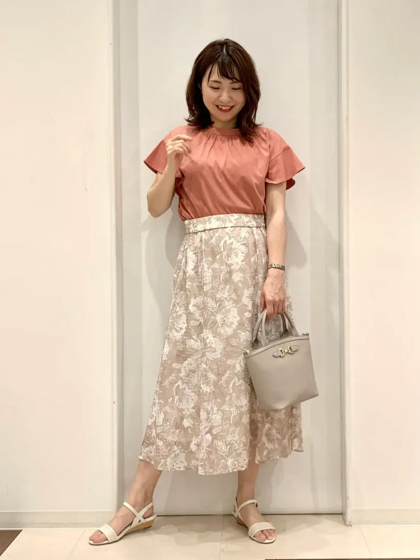 ANY SIS 横田 コーディネート画像