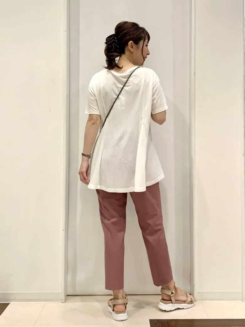 ANY SIS 横田 コーディネート画像