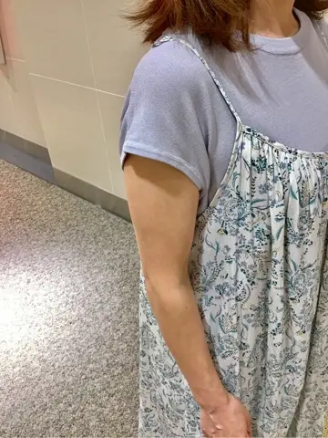 ANY SIS 浅野 コーディネート画像