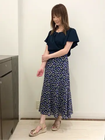 ANY SIS スタッフ コーディネート画像