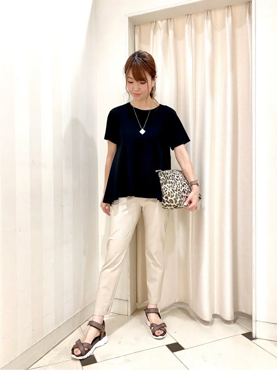 ANY SIS 金井 コーディネート画像