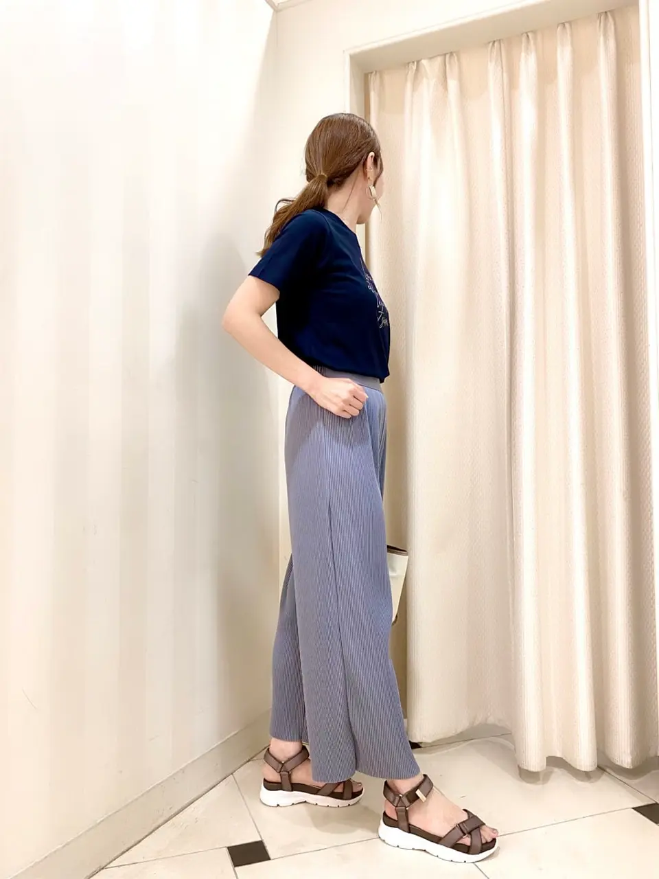 ANY SIS 金井 コーディネート画像