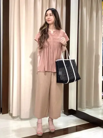 ANY SIS STAFF コーディネート画像