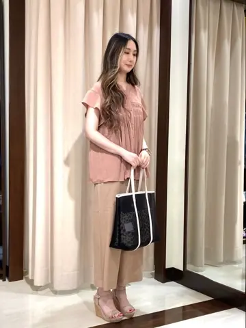 ANY SIS STAFF コーディネート画像