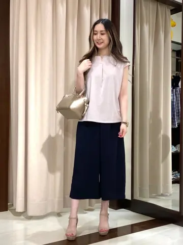 ANY SIS STAFF コーディネート画像