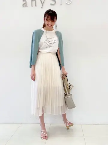 ANY SIS スタッフ コーディネート画像