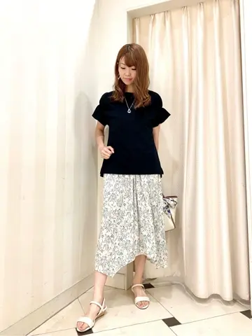 ANY SIS 金井 コーディネート画像