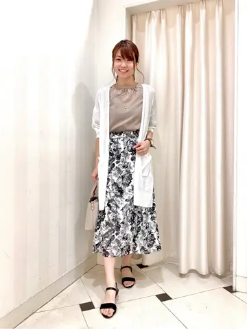 ANY SIS 金井 コーディネート画像