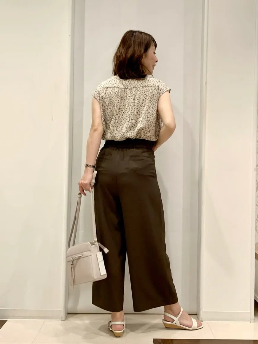 ANY SIS 横田 コーディネート画像