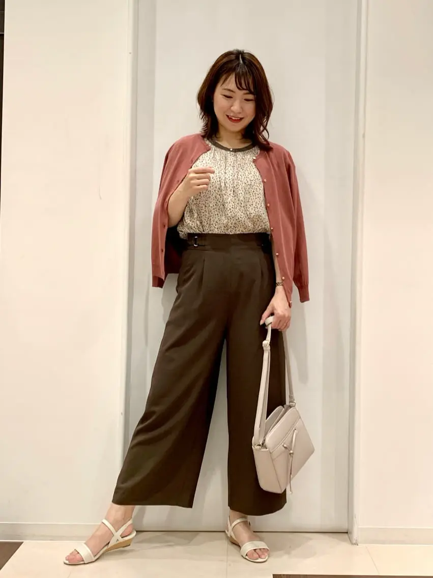 ANY SIS 横田 コーディネート画像