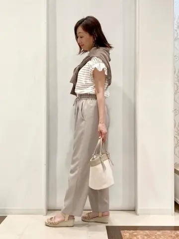 ANY SIS スタッフ コーディネート画像