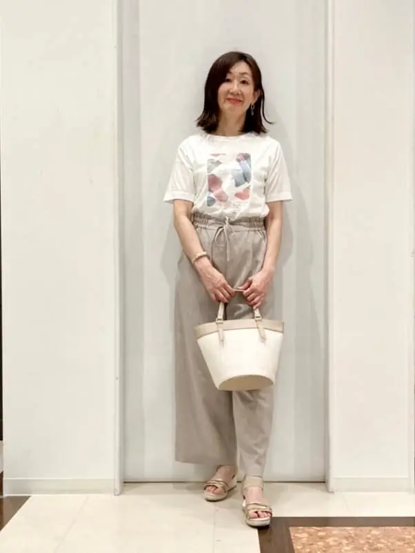 ANY SIS スタッフ コーディネート画像