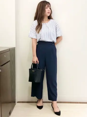 ANY SIS スタッフ コーディネート画像