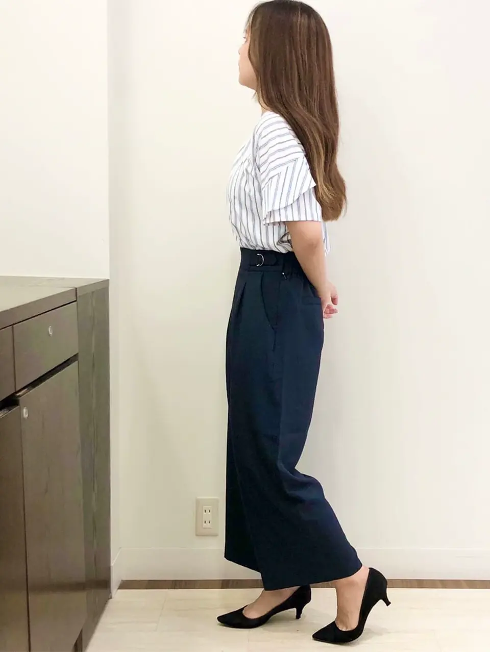 ANY SIS スタッフ コーディネート画像