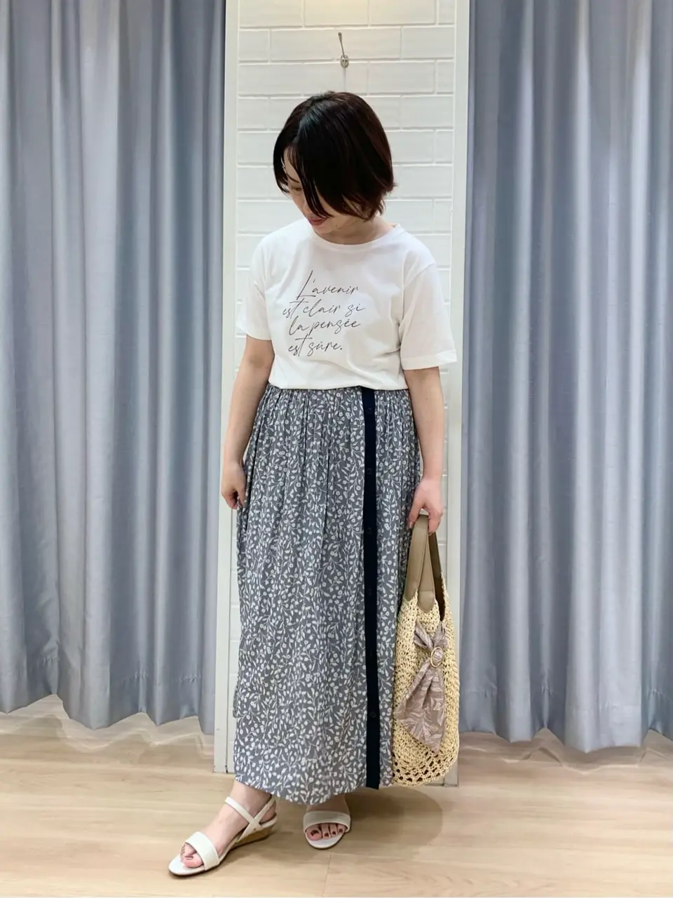 ANY SIS 丸岡 コーディネート画像