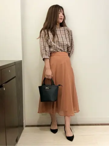 ANY SIS スタッフ コーディネート画像