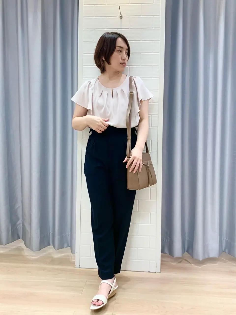 ANY SIS 丸岡 コーディネート画像