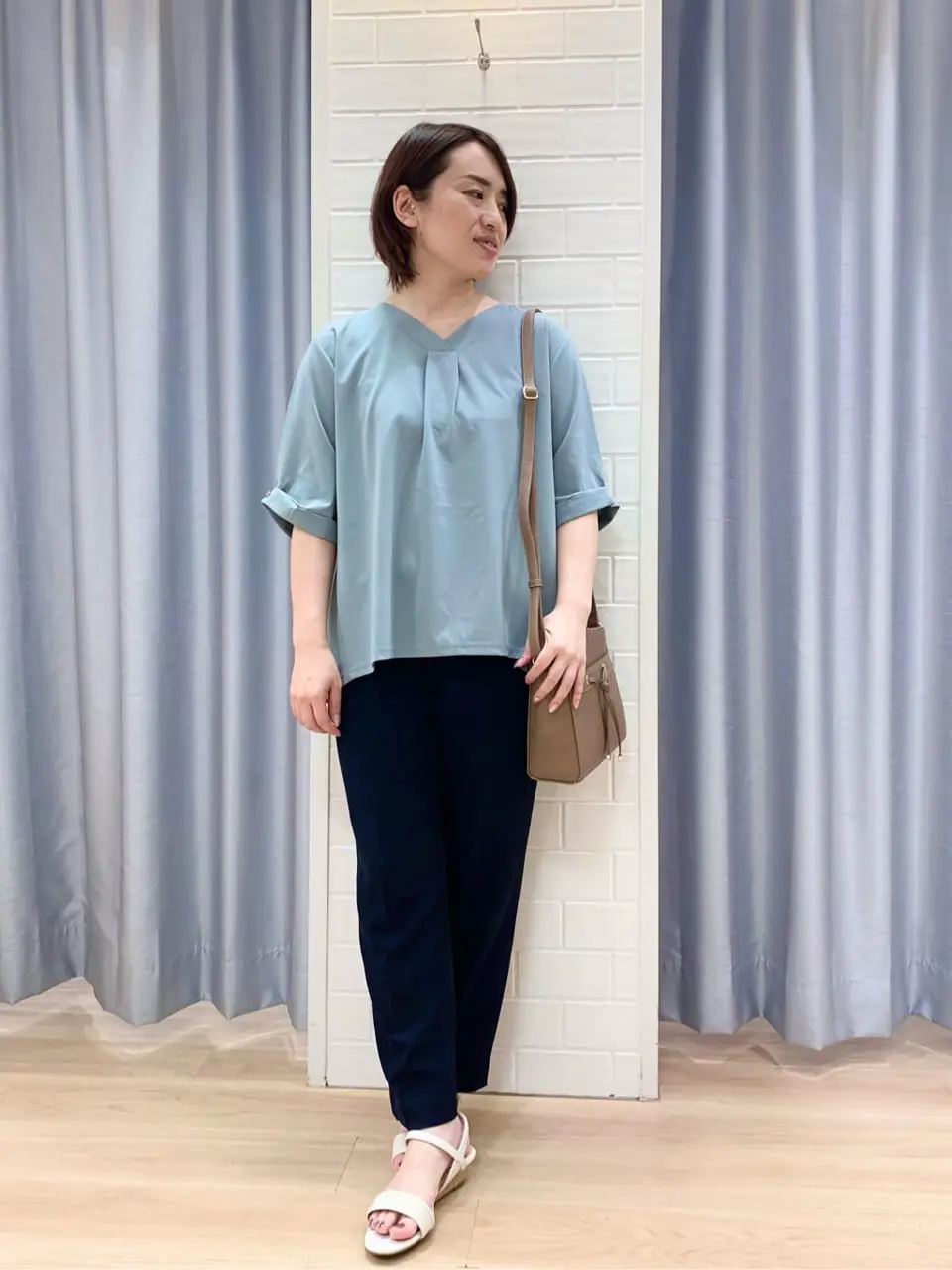 ANY SIS 丸岡 コーディネート画像