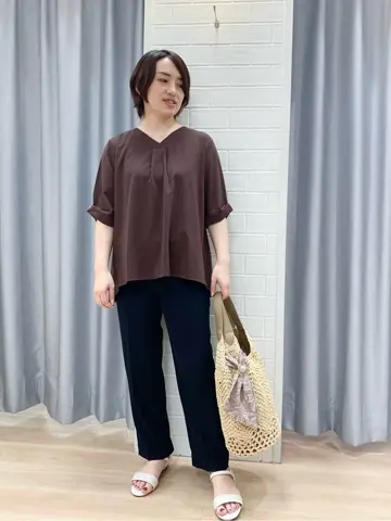 ANY SIS 丸岡 コーディネート画像