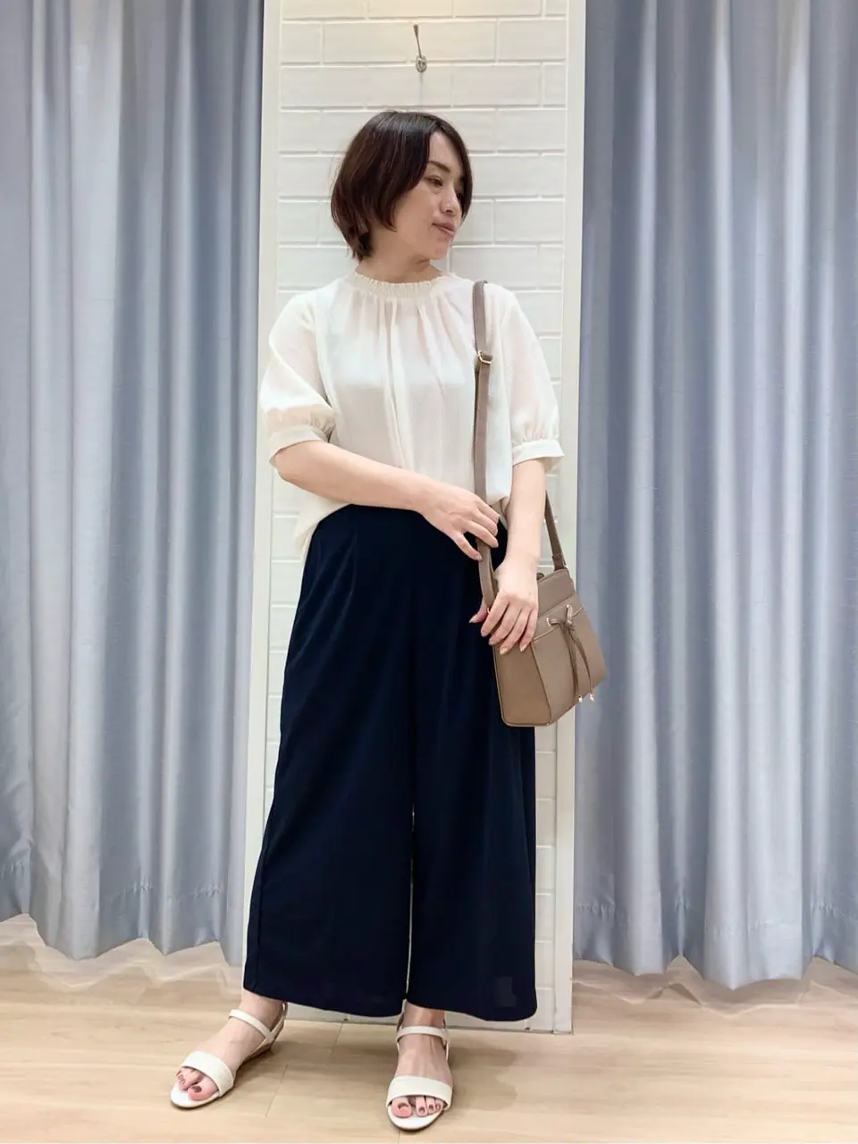 ANY SIS 丸岡 コーディネート画像