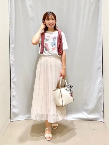 ANY SIS 濱野 コーディネート画像