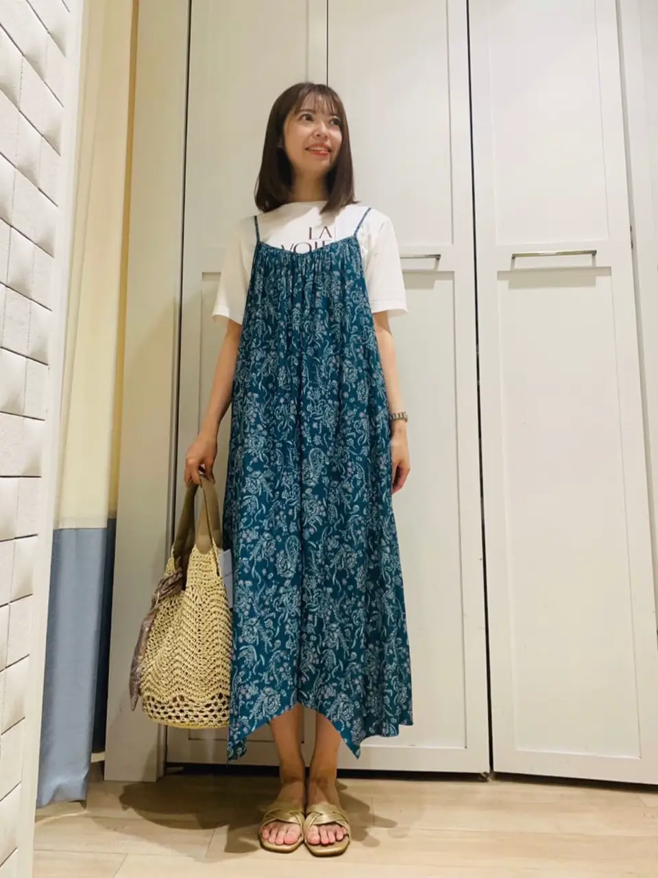 ANY SIS スタッフ コーディネート画像