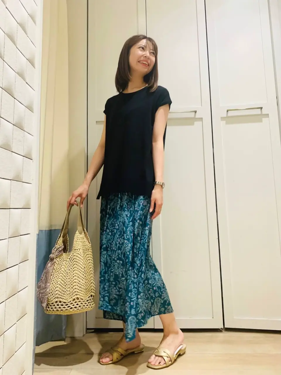 ANY SIS スタッフ コーディネート画像