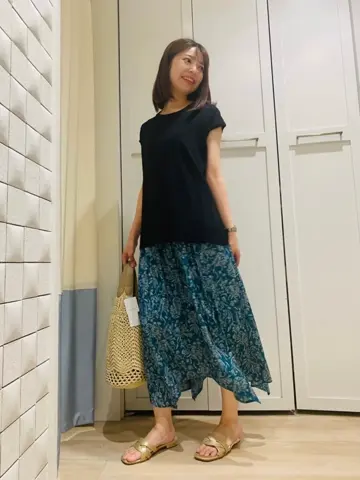 ANY SIS スタッフ コーディネート画像