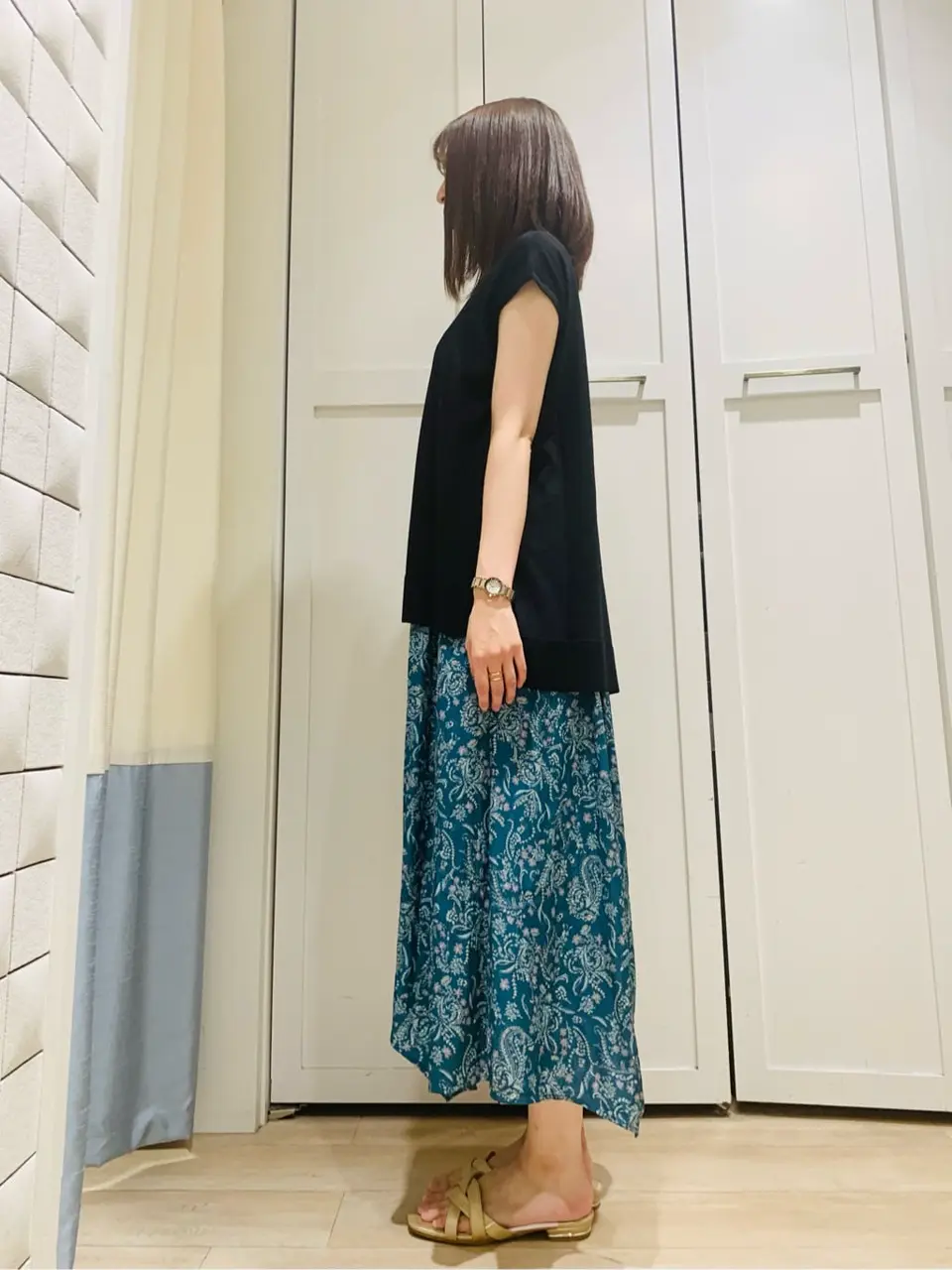 ANY SIS スタッフ コーディネート画像