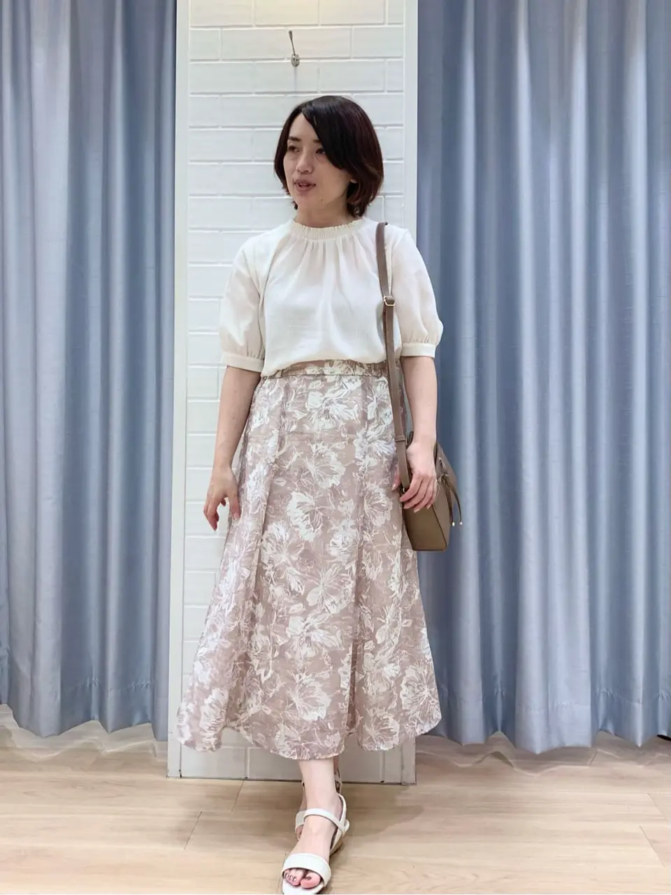 ANY SIS 丸岡 コーディネート画像