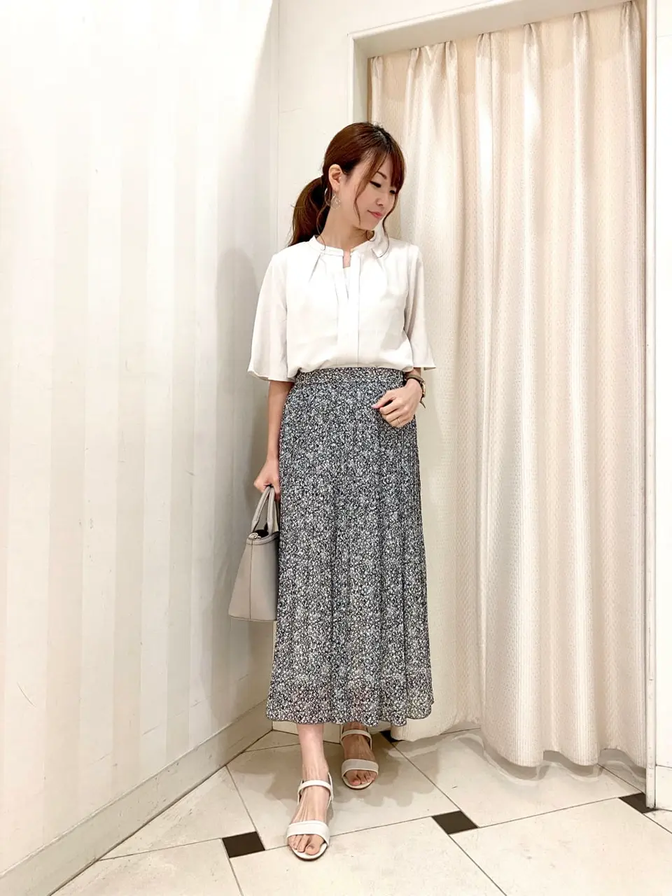 ANY SIS 金井 コーディネート画像