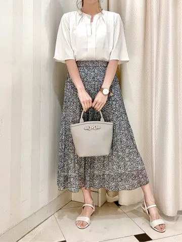 ANY SIS 金井 コーディネート画像