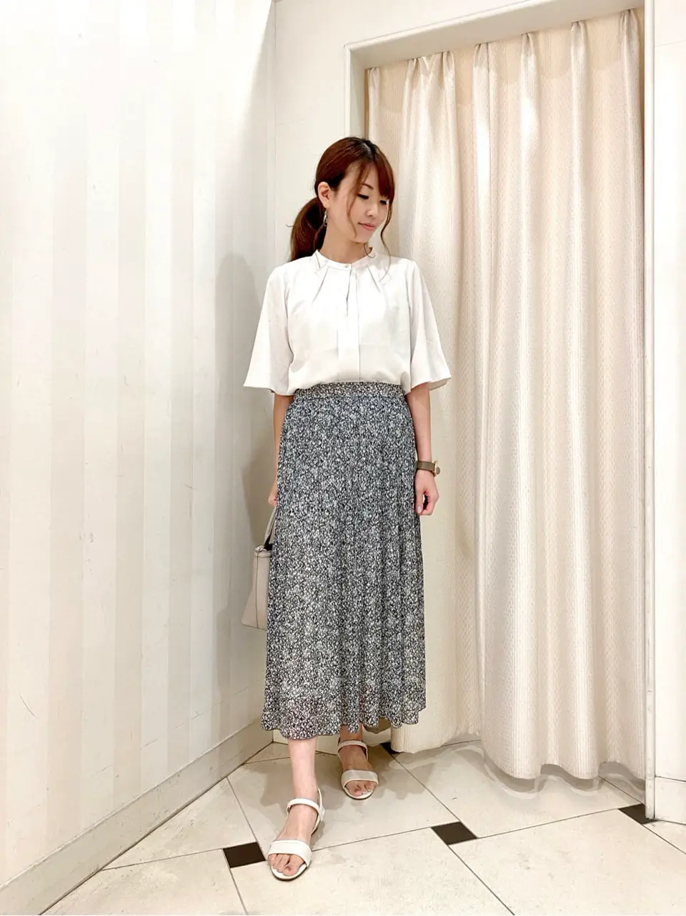 ANY SIS 金井 コーディネート画像